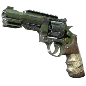 StatTrak™ R8 Revolver | Survivalist (Battle-Scarred)